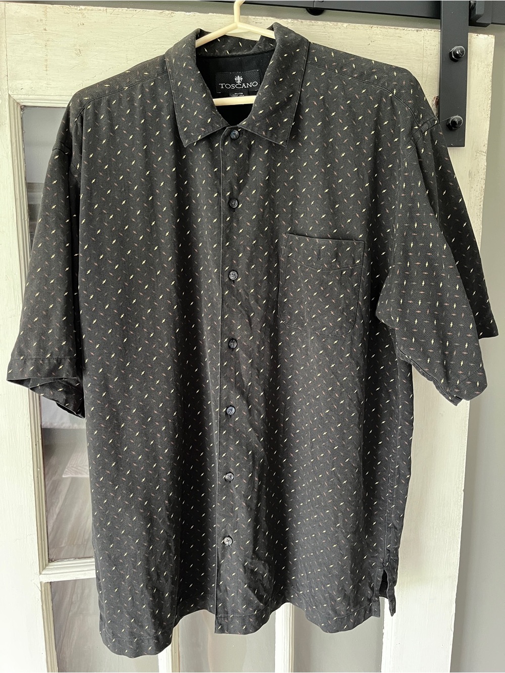 Vintage Men’s Short Sleeve Button-Down Shirt